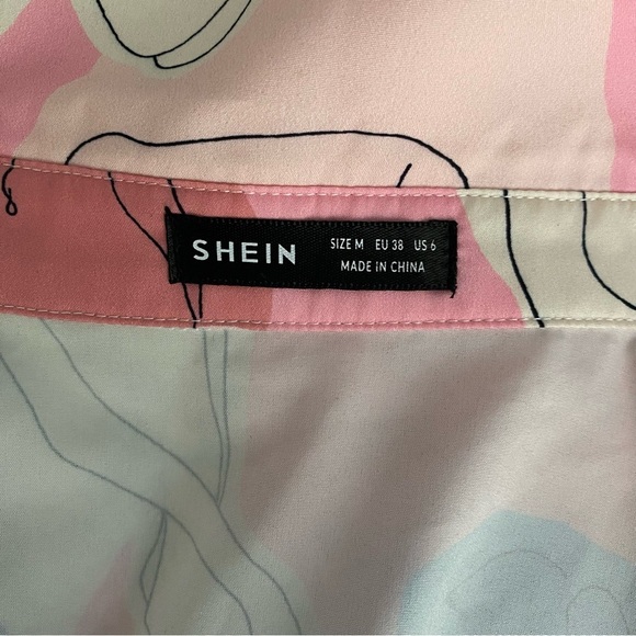 Pink and Blue Abstract Woman Art Print Button Down Short Sleeve Shirt Size S - Picture 12 of 16